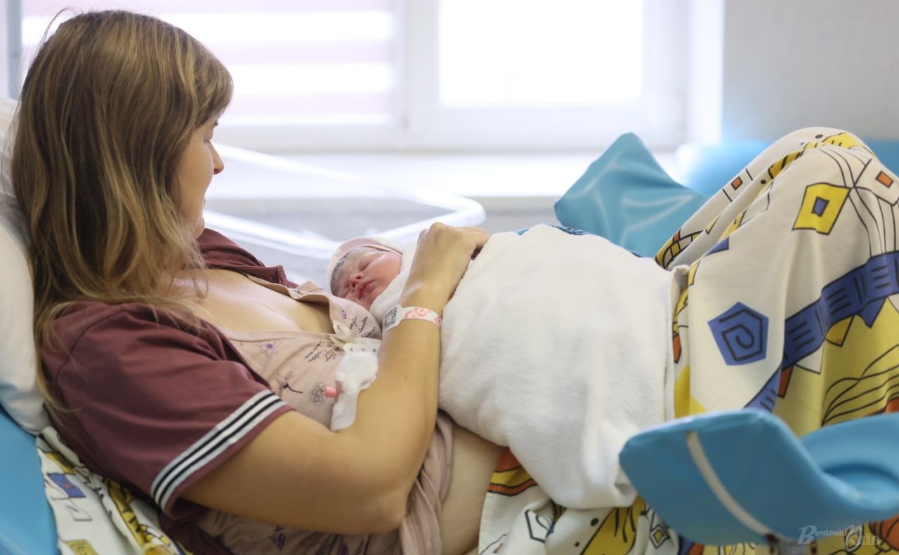 З 1 до 18 січня світ побачили 476 хлопчиків і 425 дівчаток. Фото: Борис Корпусенко