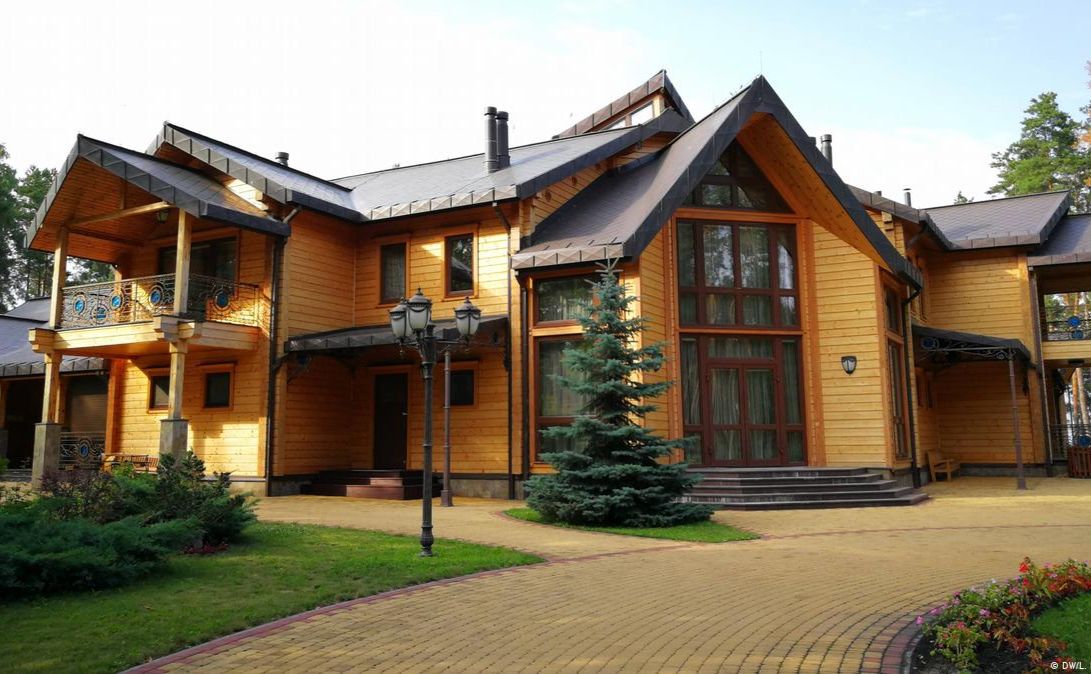 Резиденція у Сухолуччі. Фото з відкритих джерел