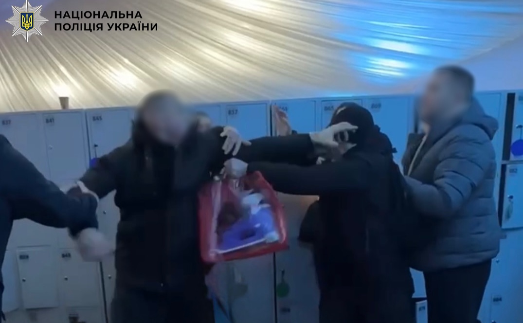 На ковзанці ВДНГ сталася бійка: поліція повідомила про підозру 27-річному киянину