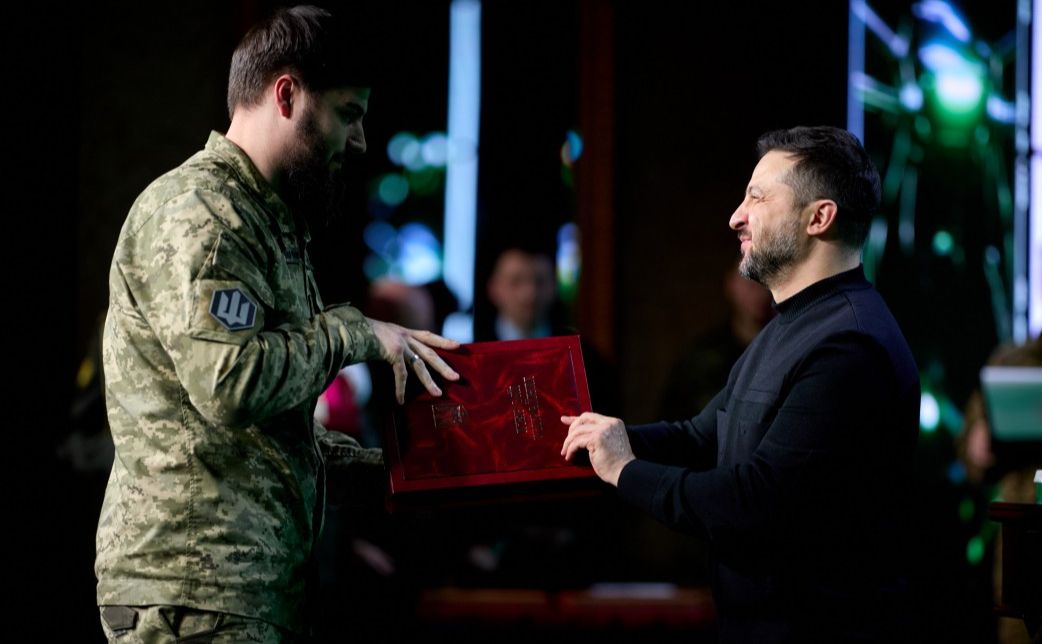 Юрій «Ахіллес» Федоренко, під час отримання «Золотої Зірки» Героя України. Фото: ОП