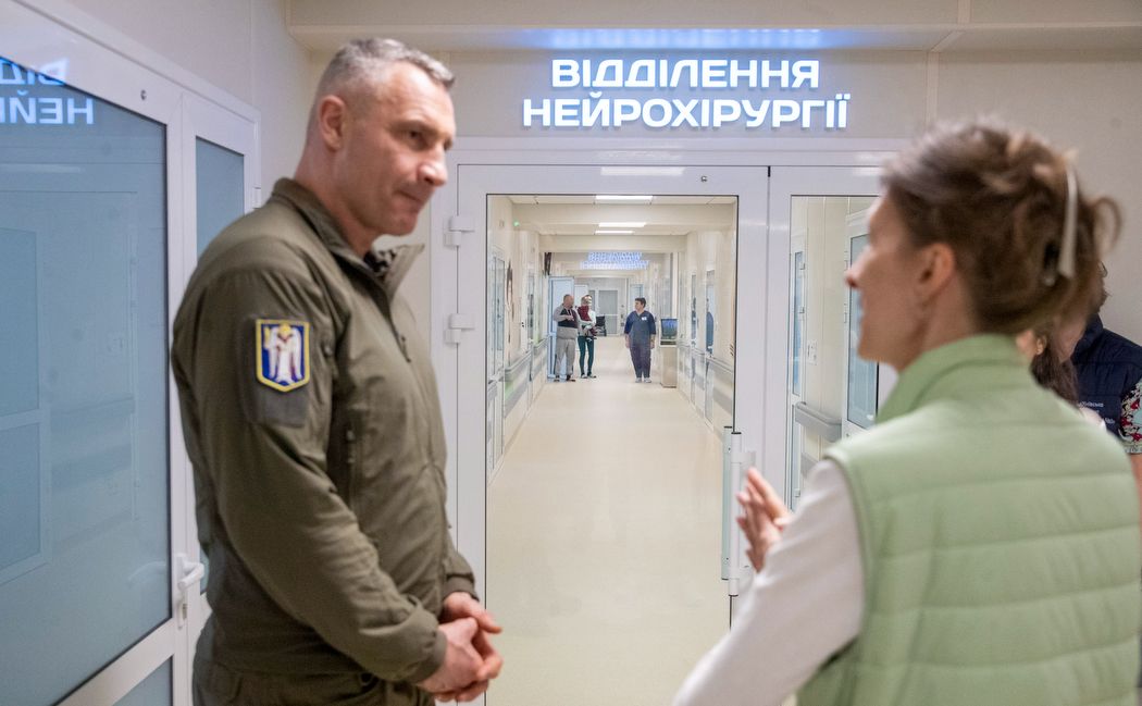 Мер столиці оглянув оновлені кабінети. Фото: пресслужба мера
