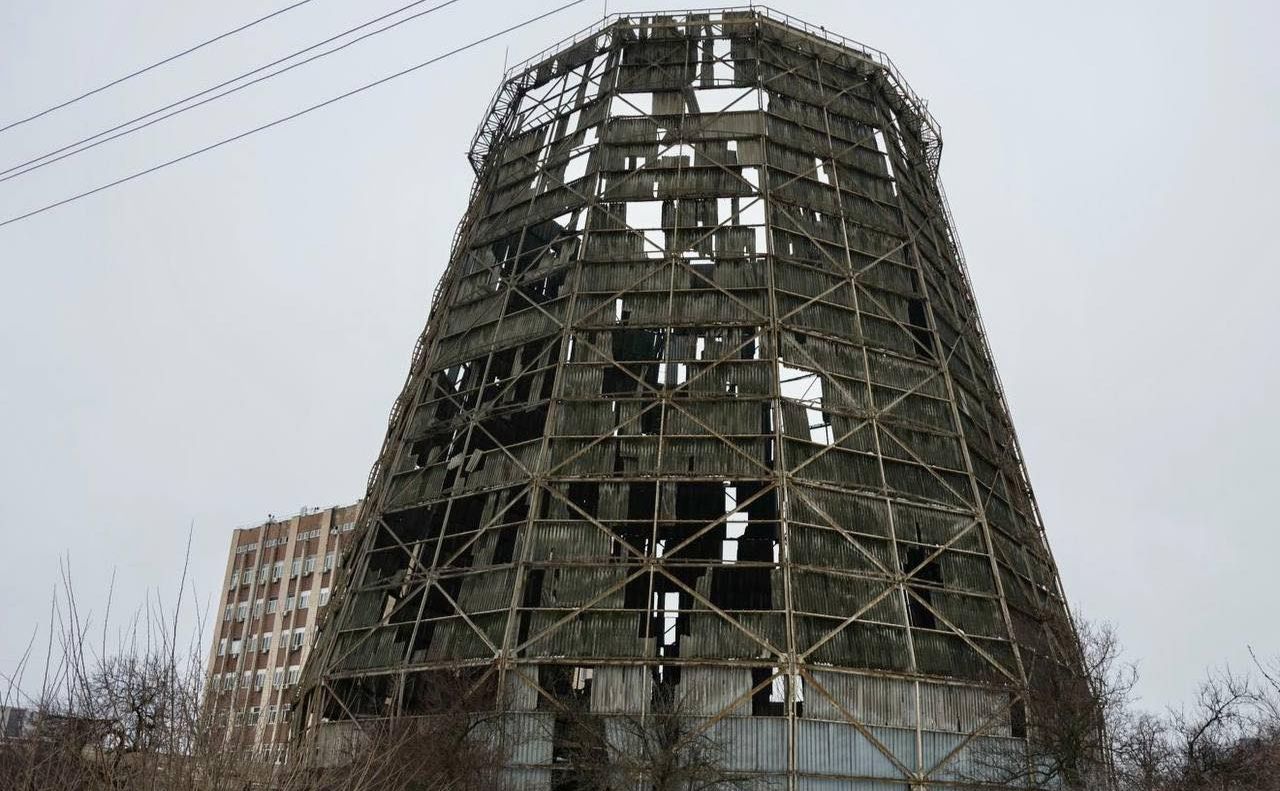 Наслідки обстрілів. Фото: ОВ «Євро-Реконструкція»