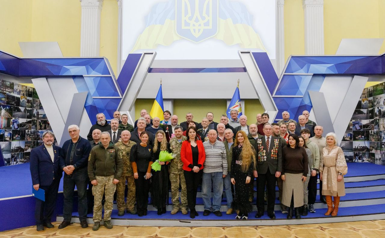 Їм вручили подяки та нагрудні знаки Київського міського голови. Фото: фб-сторінка Марини Хонди