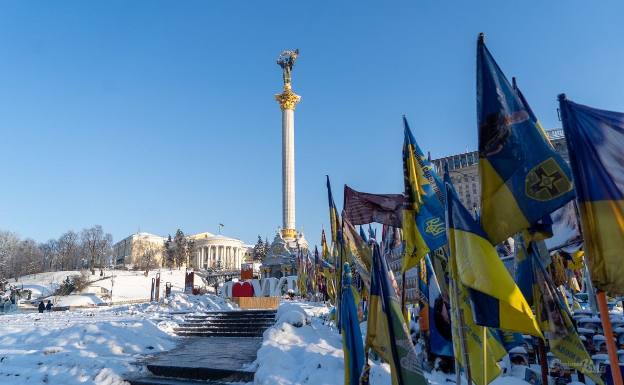 Майдан Незалежності, де поєдналась пам’ять Героїв Небесної Сотні і військових, що склали голови за Україну у час російсько-української війни. Фото: Олексій Самсонов