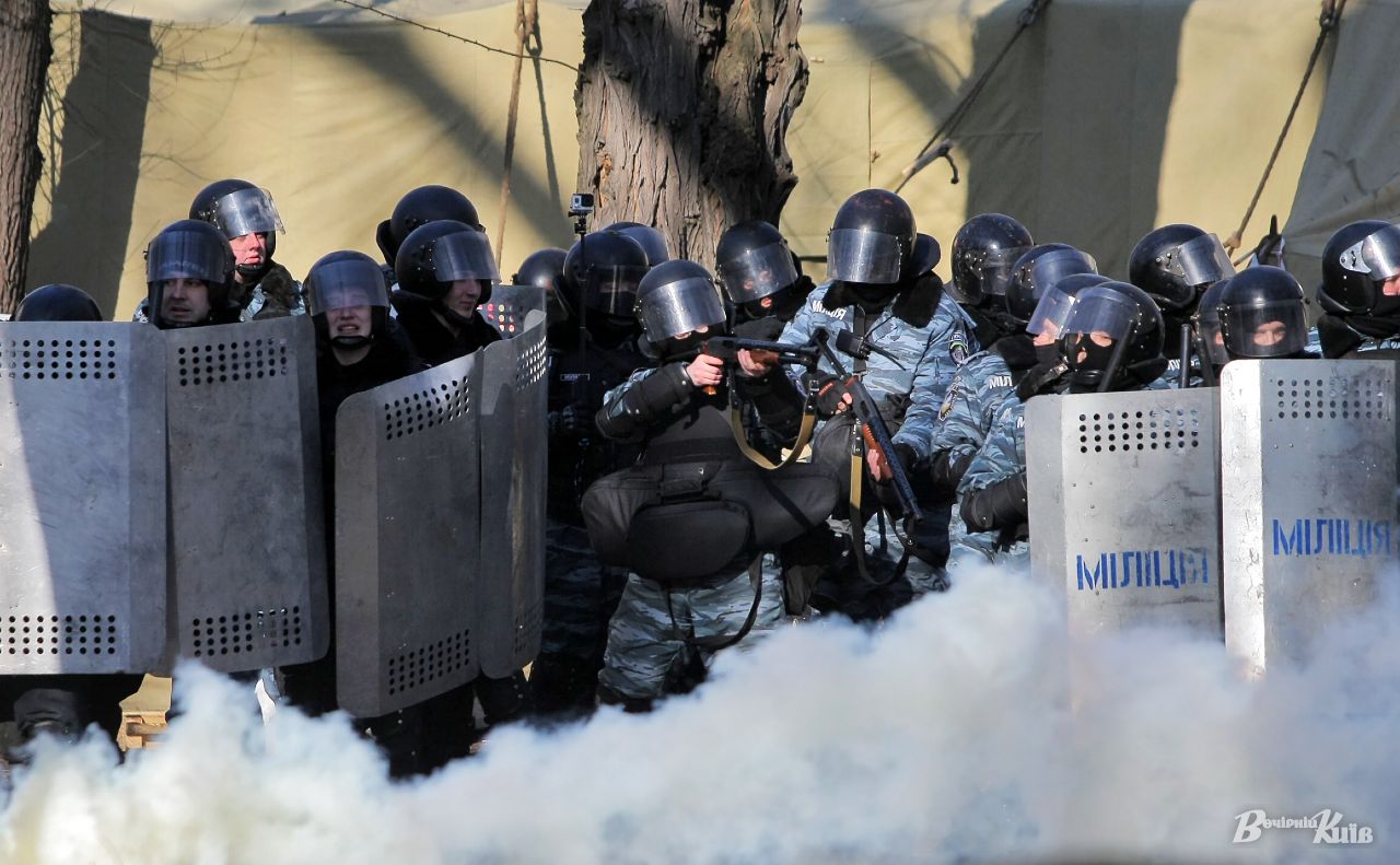 Під час революції гідності 19.02.2014 року. Фото: Архів «Вечірнього Києва»