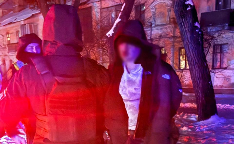 Момент затримання нападника у Києві. Фото: Поліція Києва
