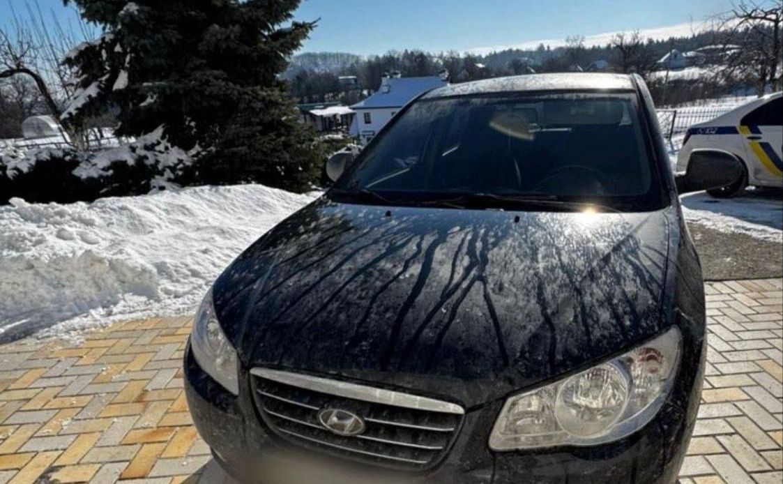 Авто, яке викрали в Обухові. Фото: Поліція Київщини