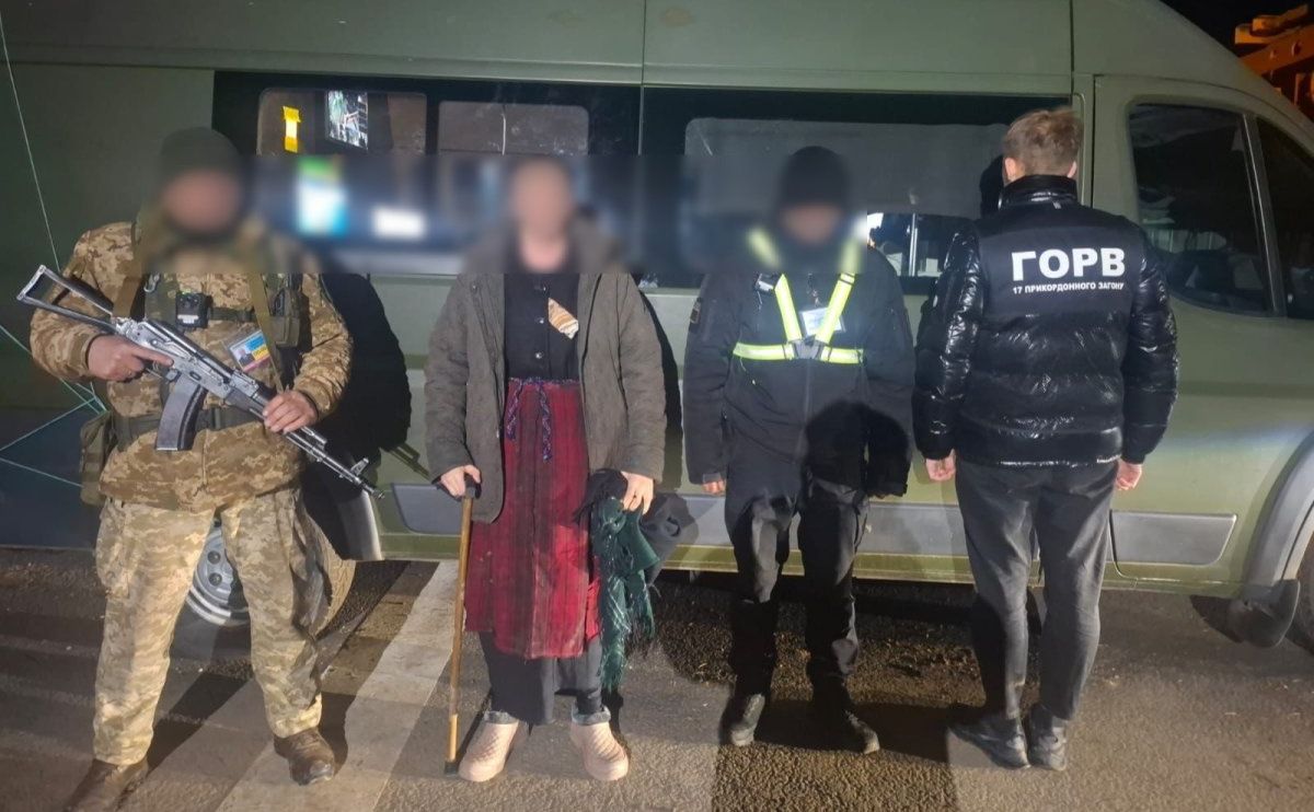 Чоловіку загрожує адміністративна відповідальність, водійці — кримінальна. Фото: ДПСУ