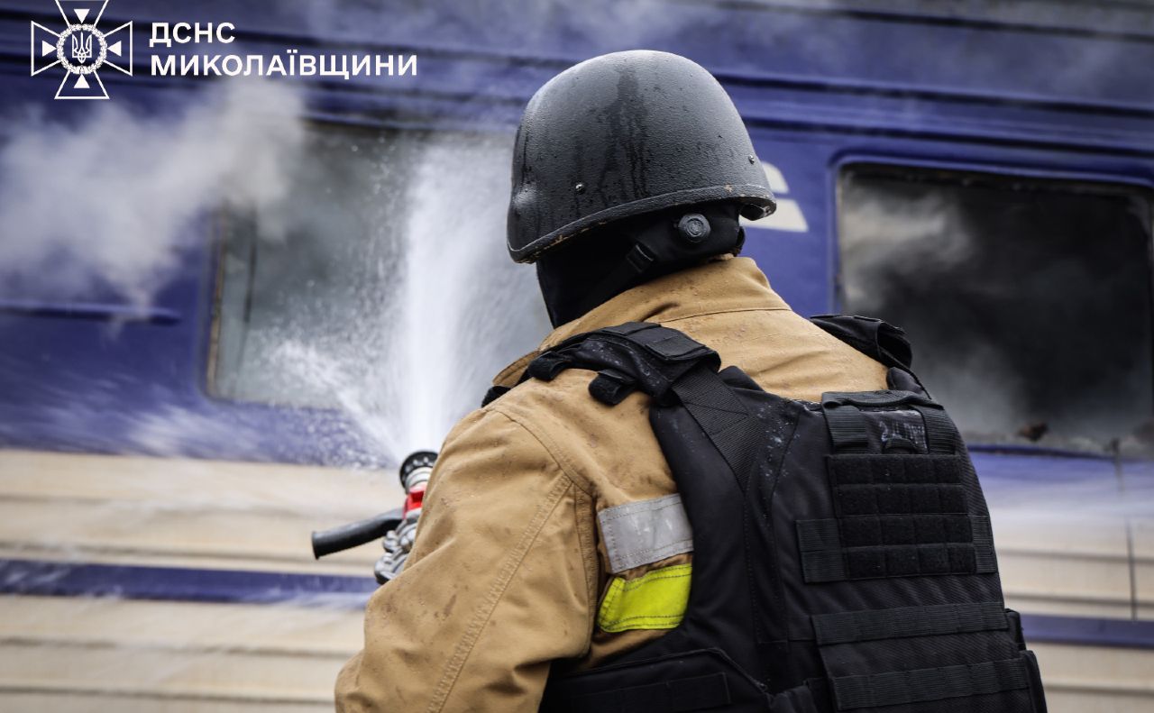 Рятувальники загасили вогонь