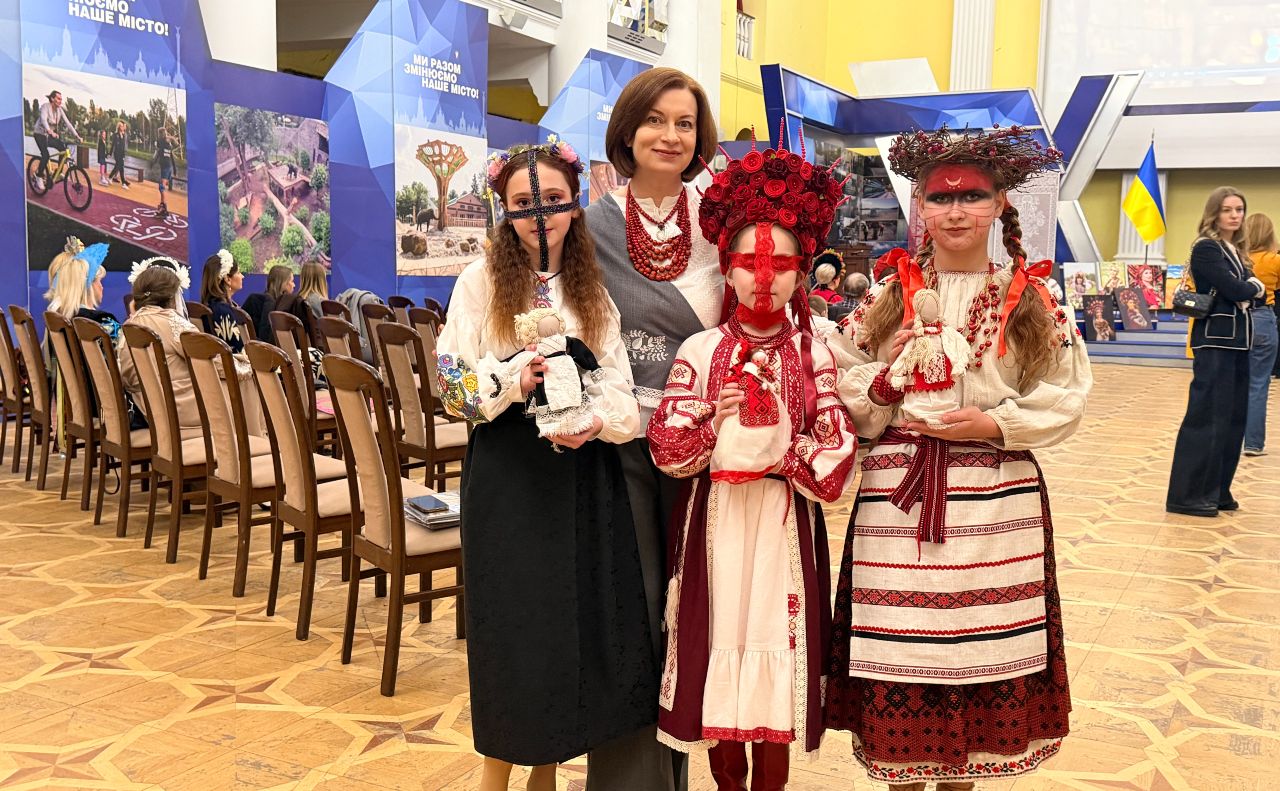 Ганна Старостенко з учасницями заходу. Фото: КМДА