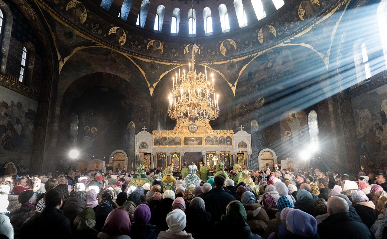 Під час літургії у Трапезному храмі в Києво-Печерській лаврі 8 березня 2026 року. Фото: НЗ «Києво-Печерська лавра»