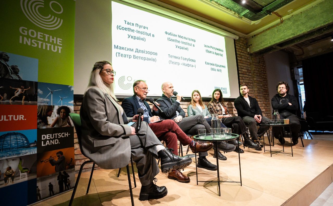 Презентація підтриманих Goethe-Institut проєктів пройшла в книгарні «Сенс». Фото: Артем Галкін