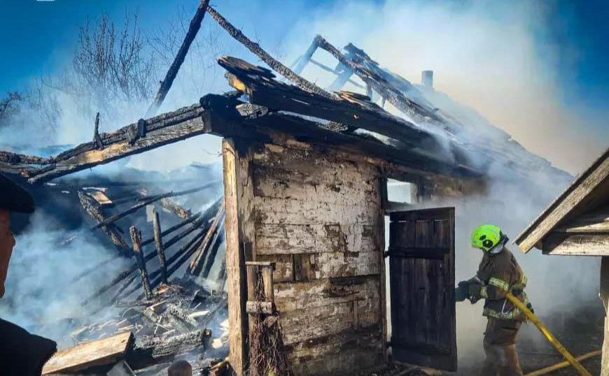 Фото з місця події: ДСНС Київщини