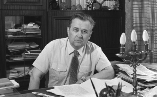 Герой України, письменник Олесь Гончар (1918-1995). Фото: з відкритих джерел