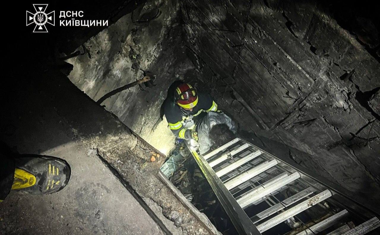 Підлітка впала у шахту на території закинутої водонасосної станції