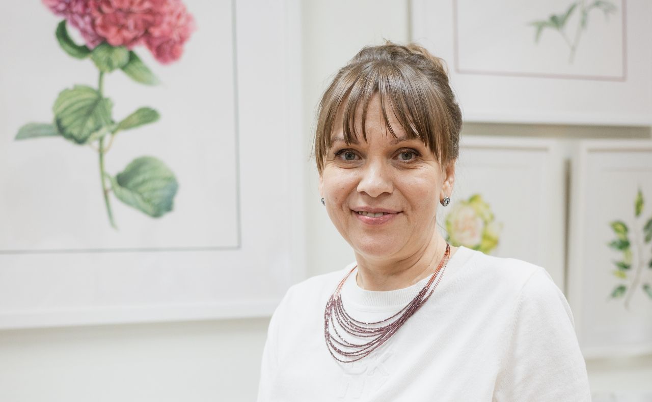 Наталія Купчик на відкритті персональної виставки «І буде весна». Фото надане мисткинею/ Авторка: Марія Савоскула
