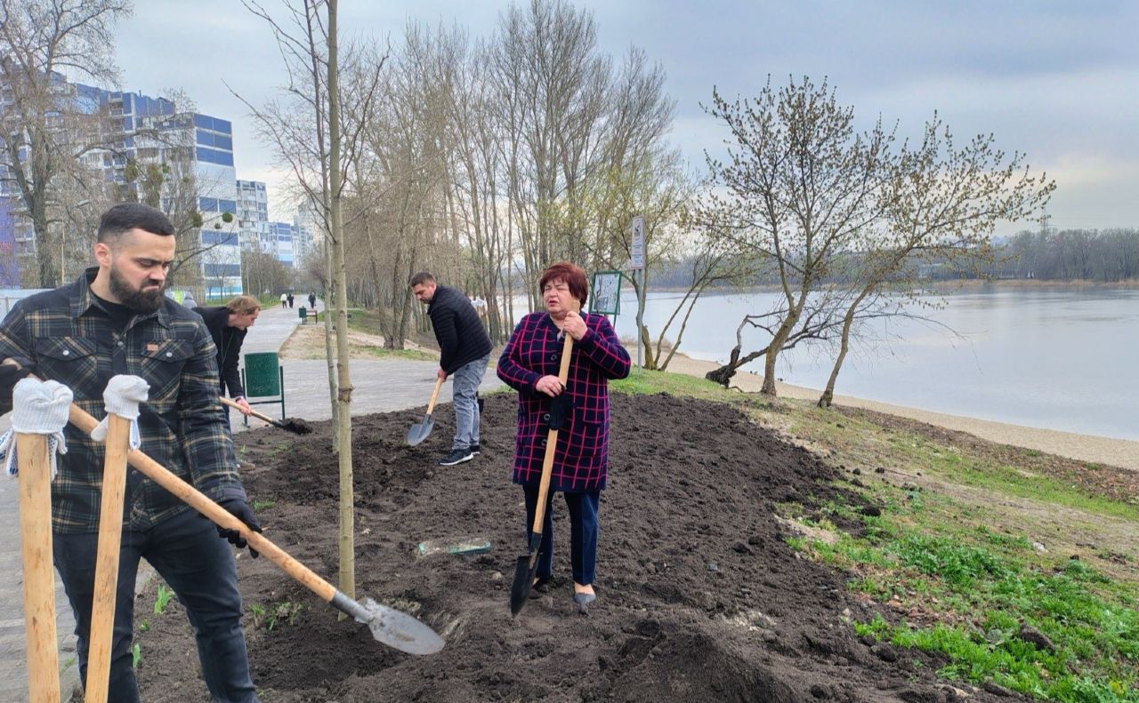 Під час робіт на Йорданському. Фото: КП УЗН Оболонського району