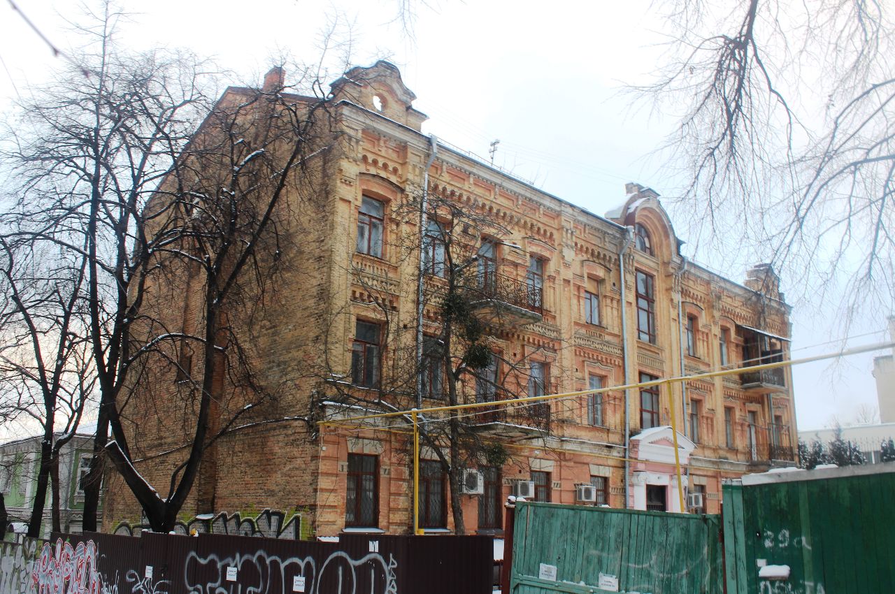 Цегляний флігель на вулиці Ярославів Вал, 29-Б. Фото з відкритих джерел