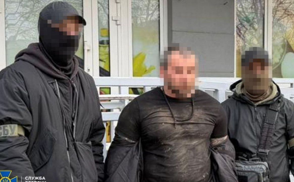 СБУ затримала іноземного кілера. Фото: СБУ