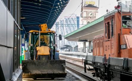 На вокзалі уже тривають роботи. Фото: Укрзалізниця