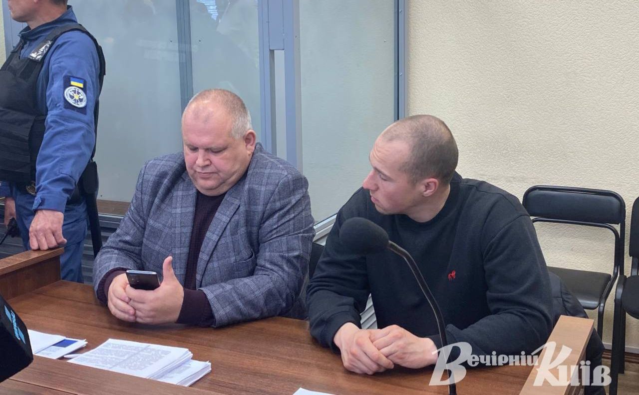 Михайло Дробницький з адвокатом. Фото: Владислав Мошківський