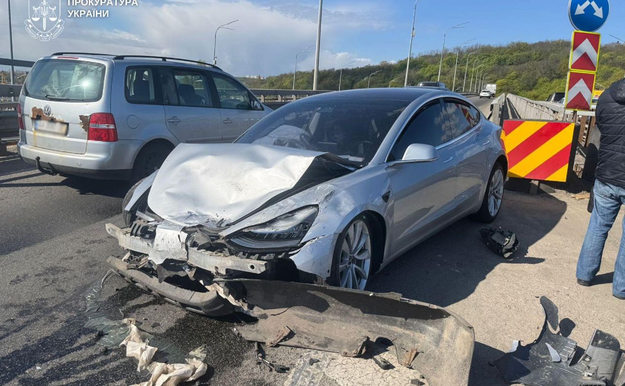 Внаслідок аварії загинула пасажирка іншого автомобіля. Фото: Прокуратура України