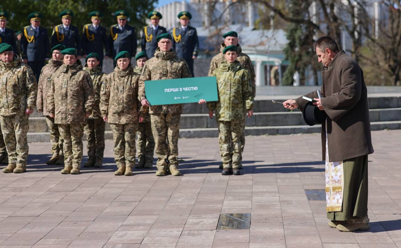 Під час відкриття знака. Фото: ДПСУ