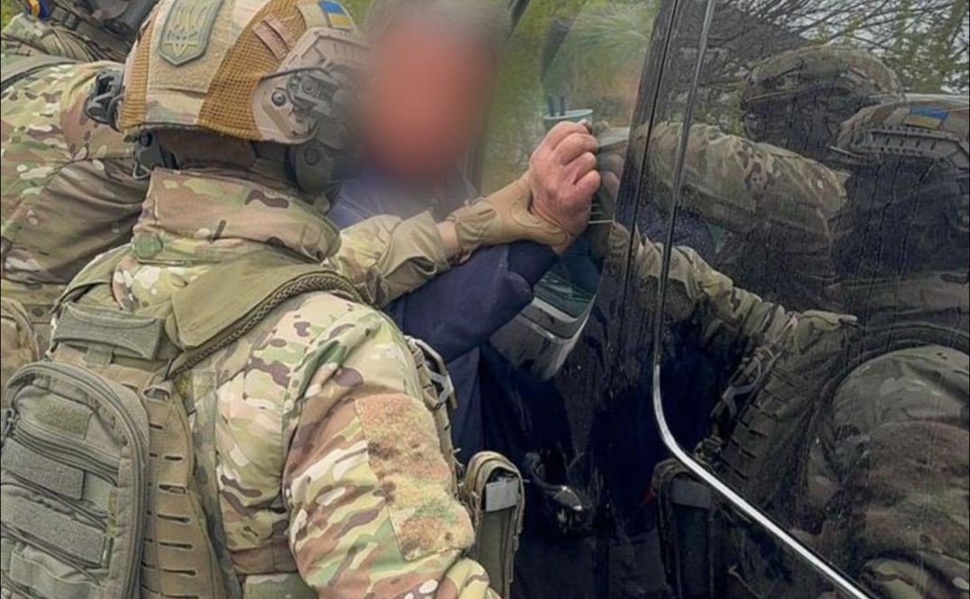 Затримання «вихователя». Фото: Офіс генпрокурора