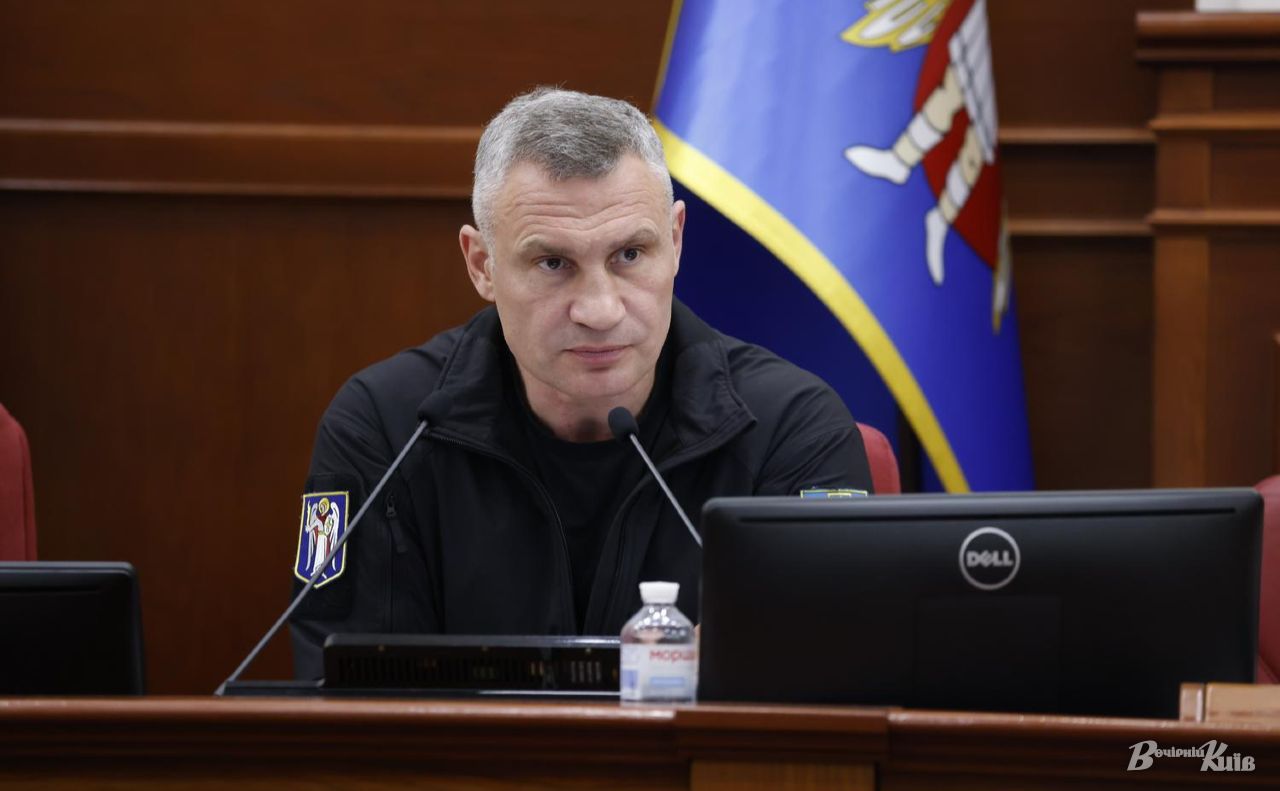 Віталій Кличко під час засідання Київради 14 травня. Фото: Борис Корпусенко