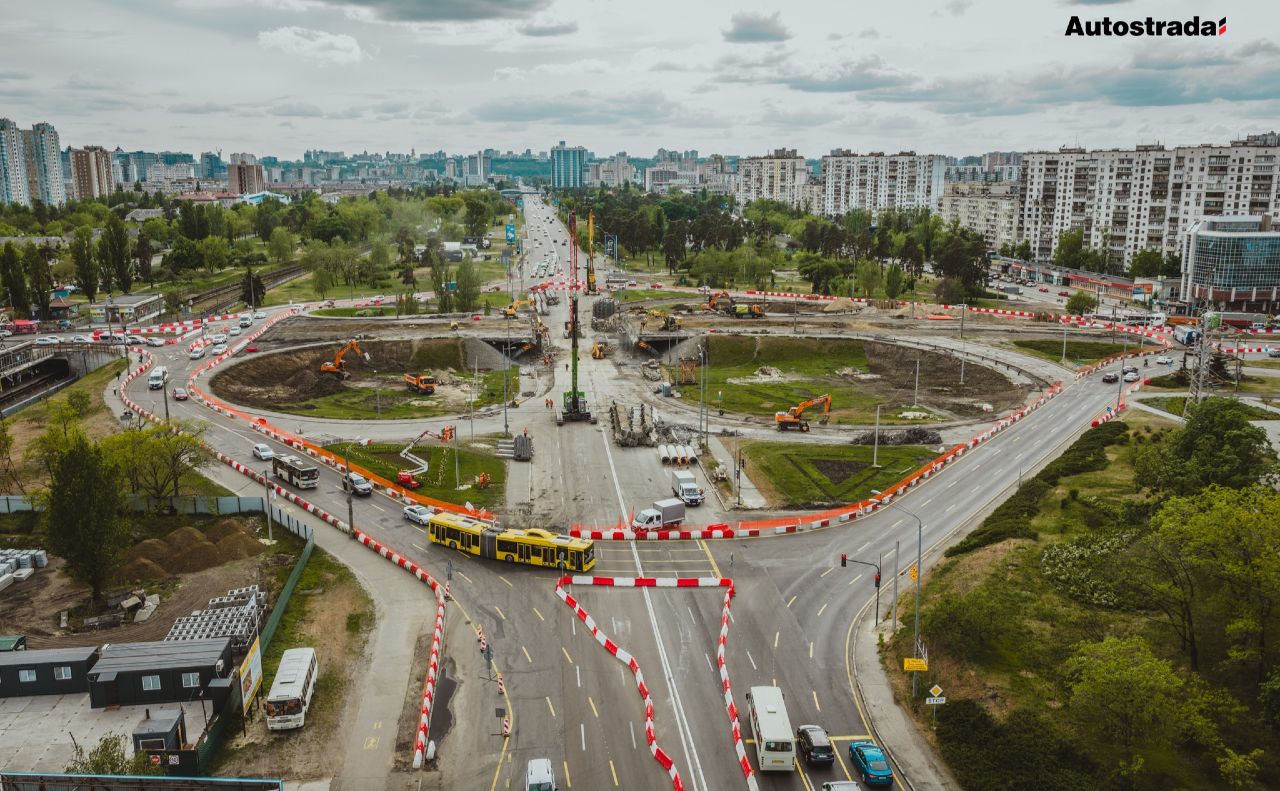 Демонтаж шляхопроводу на «Чернігівській». Фото: Автострада