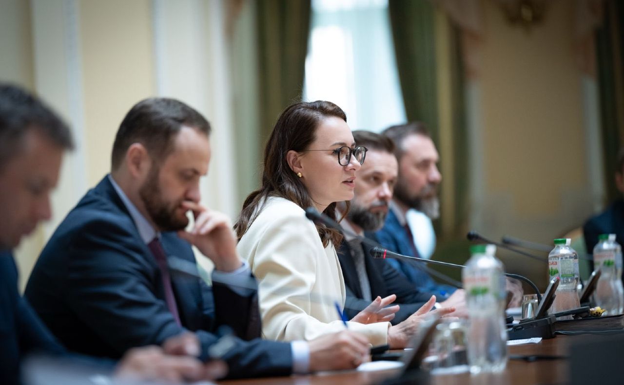 прем’єрка на засіданні уряду. Фото: Ю.Свириденко, фейсбук