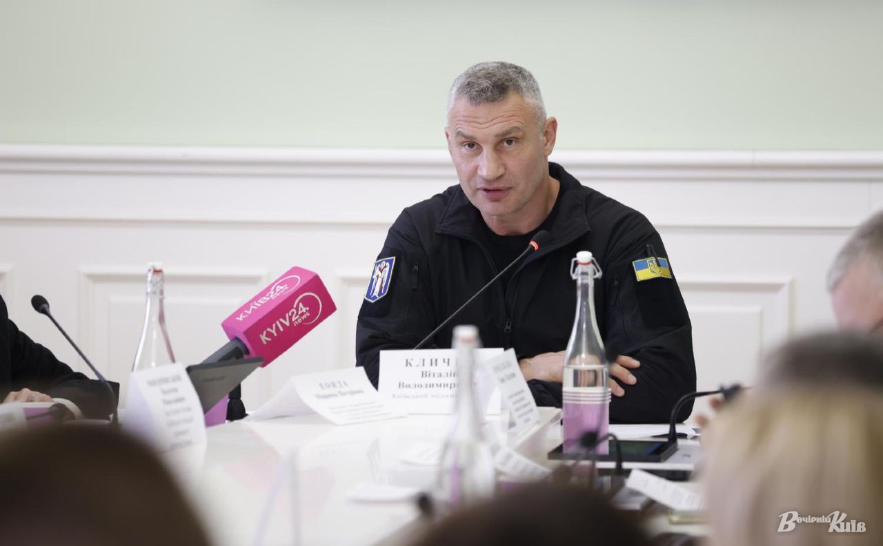 Мер Києва Віталій Кличко під час засідання Ради безбар’єрності. Фото: Борис Корпусенко