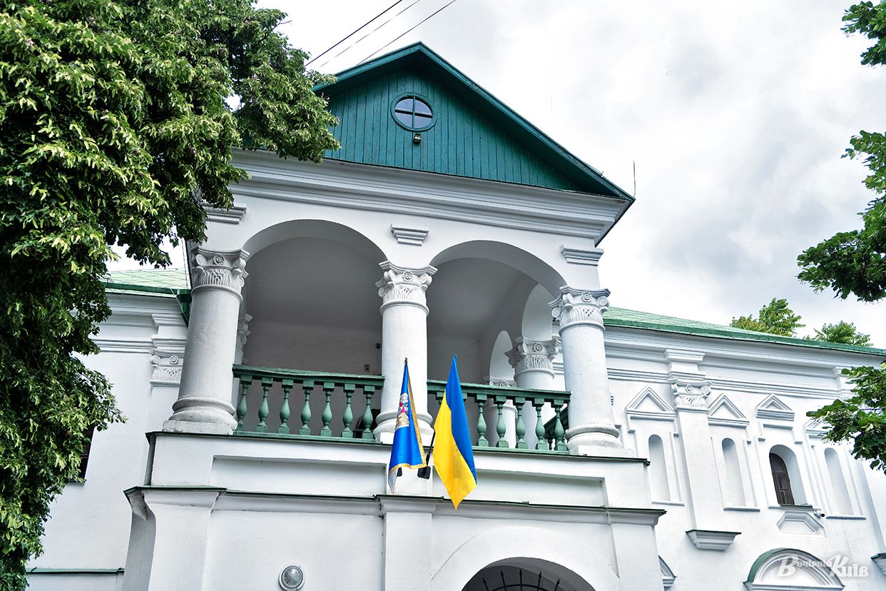 У Києві на Подолі відкрили оновлену експозицію музею «Кам’яниця київського війта»