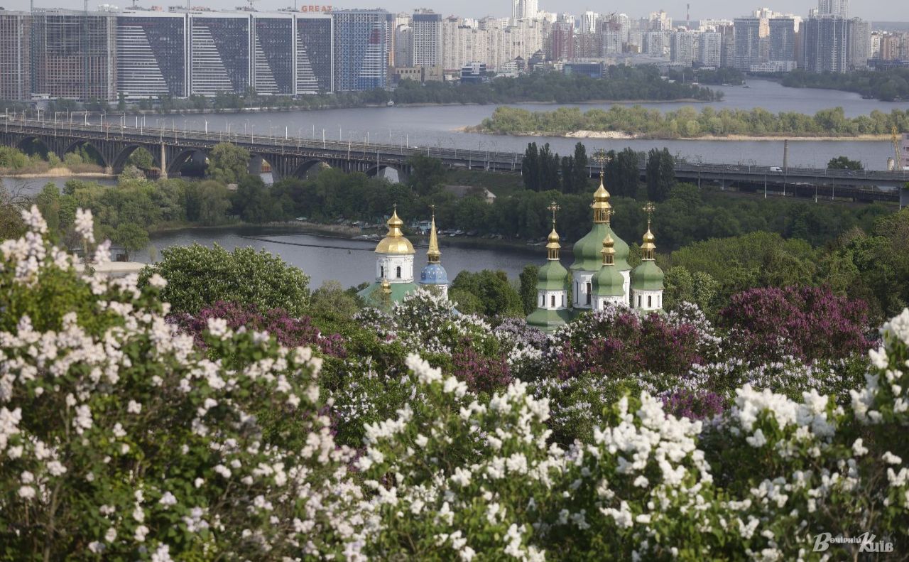 Літо в Києві. Фото: Борис Корпусенко