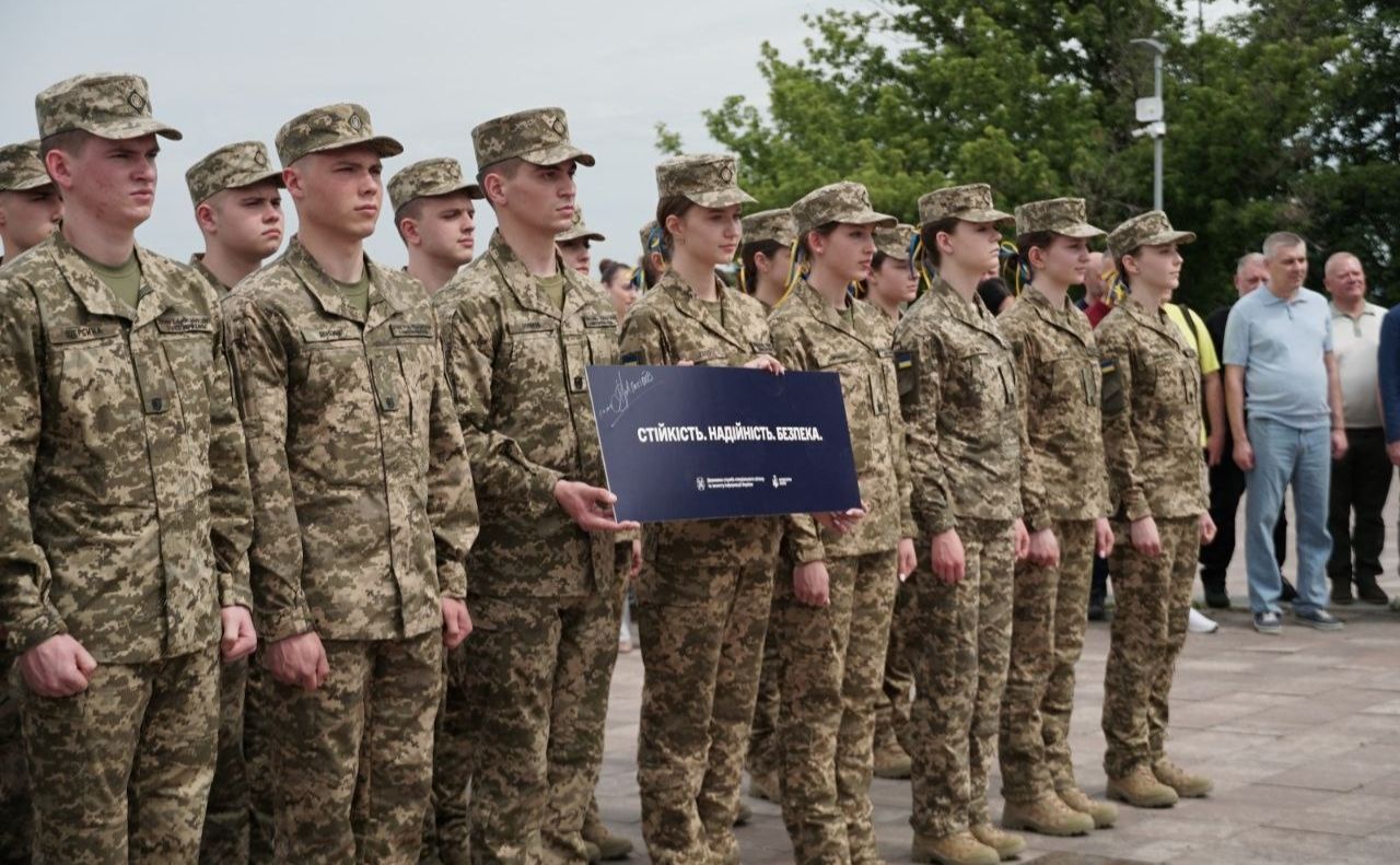 Церемонія відбулась на Алеї українського війська. Фото: Держспецзв’язку у Телеграм