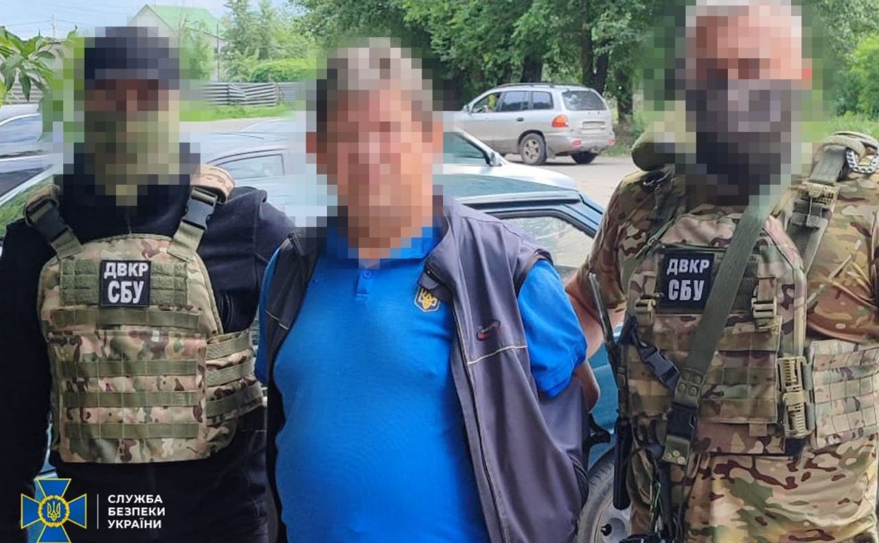 Ворожий поплічник в руках контррозвідки. Фото: СБУ