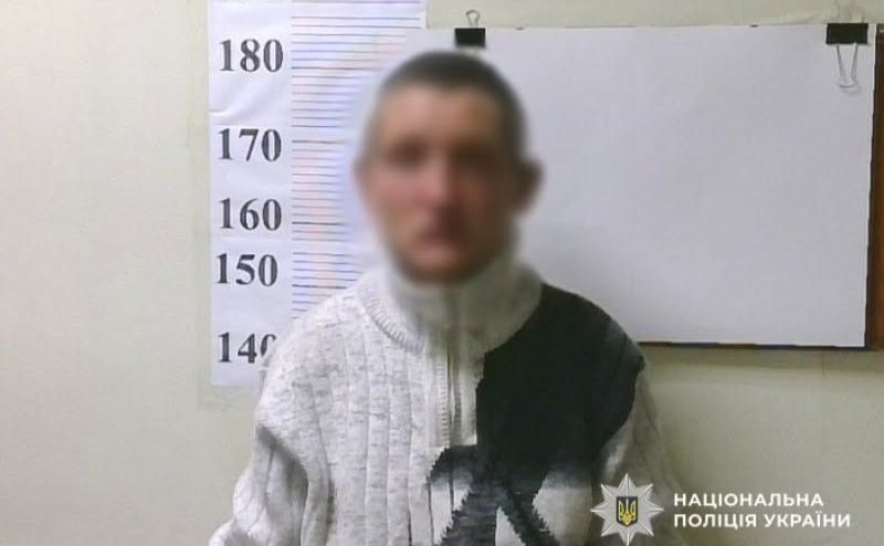 Затриманим виявився 27-річний уродженець Одеської області, який раніше вже був судимий за аналогічні злочини. Фото: Національна поліція України