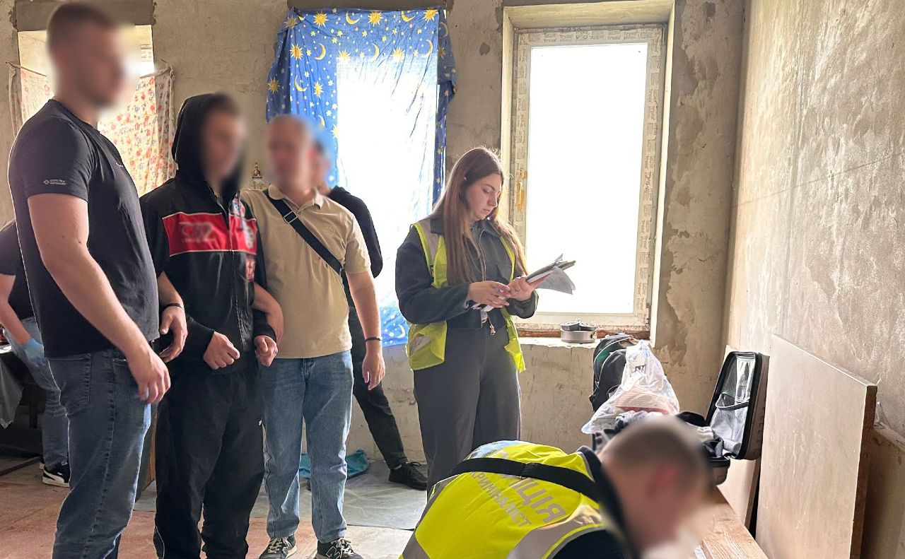 Нападником виявився 25-річний уродженець Миколаївської області. Фото: Нацполіція