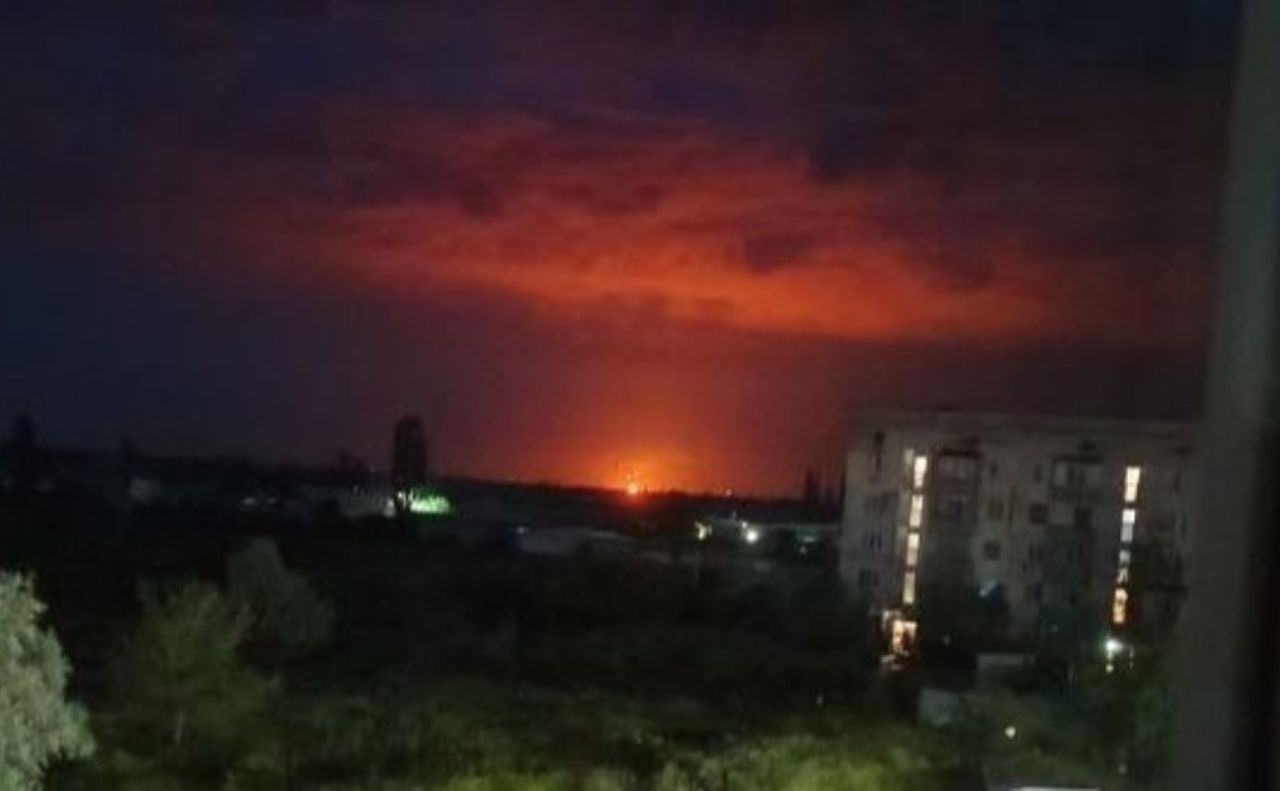 Пожежа в районі газопроводу в Курманському районі тимчасово окупованого Криму. Фото: Exilenova+