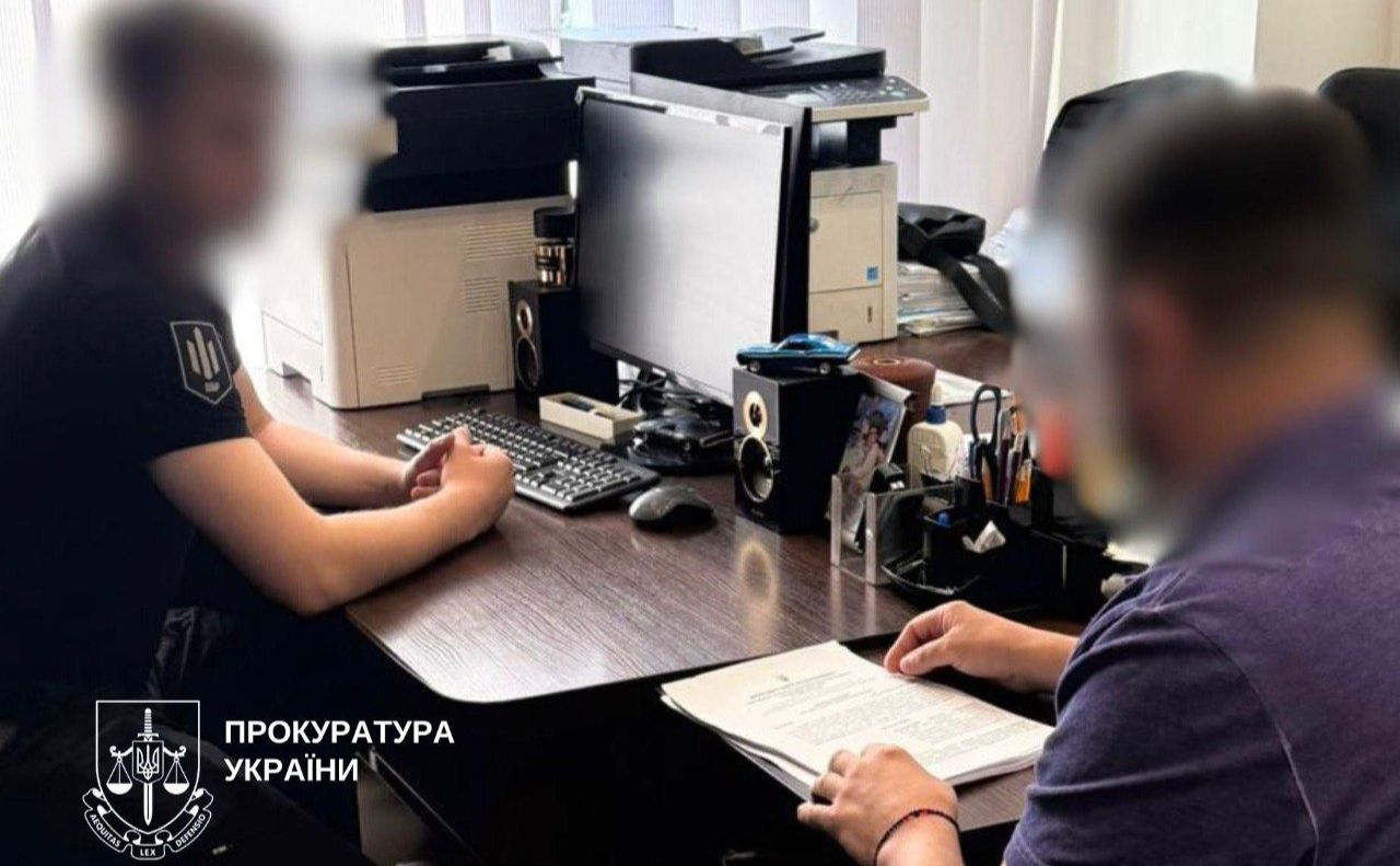 Під підозрами — керівники підприємств та груп з розмінування. Фото: Київська міська прокуратура