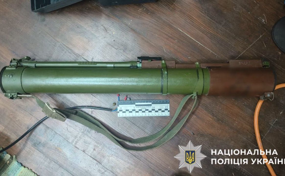 РПГ знайшли у гаражі
