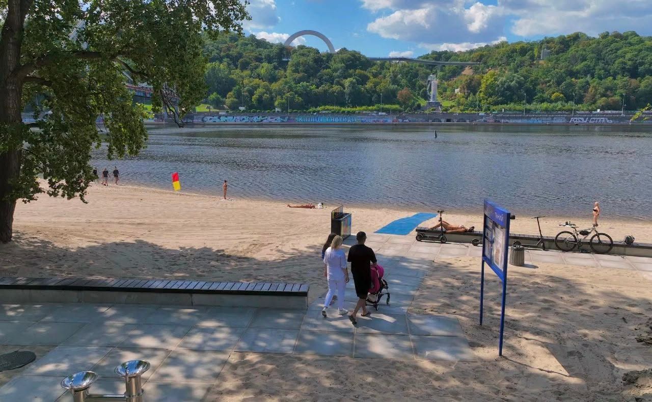 Водночас офіційний купальний сезон у столиці залишається не відкритим. Фото: Департамент охорони здоров’я КМДА