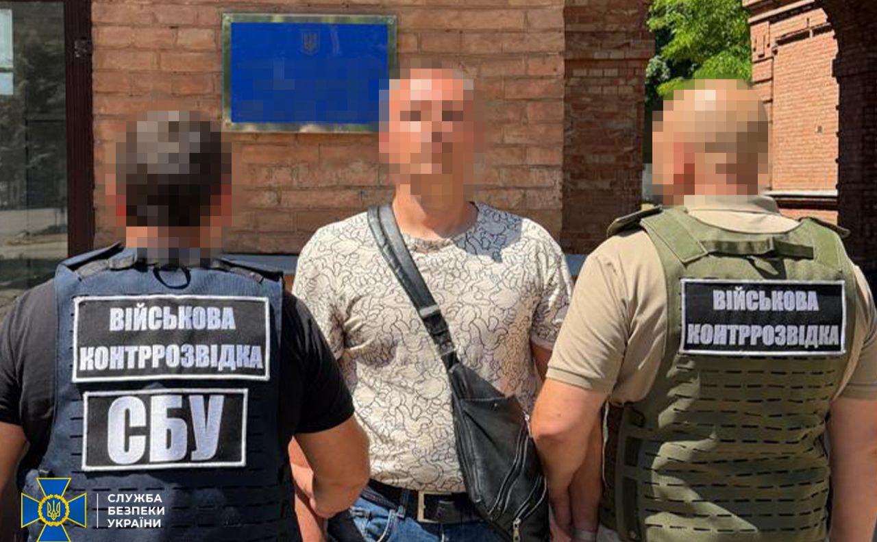 Затримання підозрюваного. Фото: СБУ