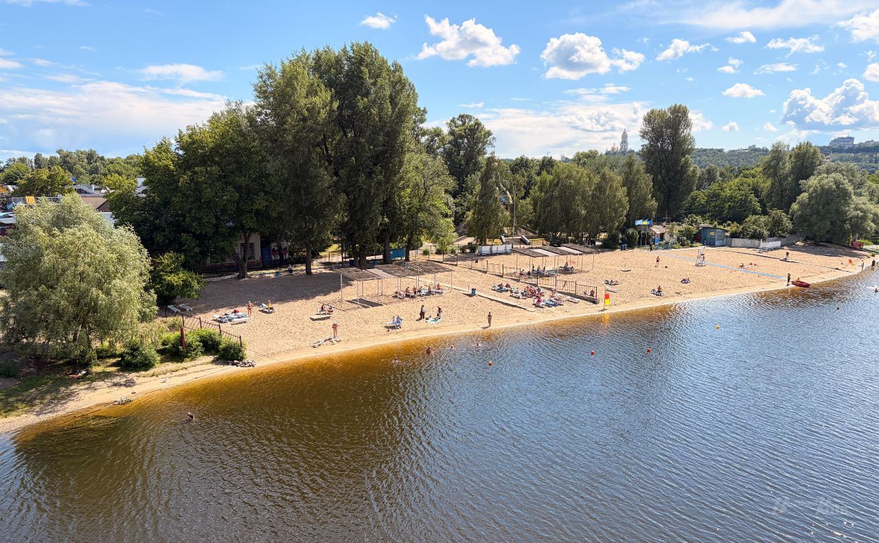 У Гідропарку в Києві. Фото: Олексій Самсонов