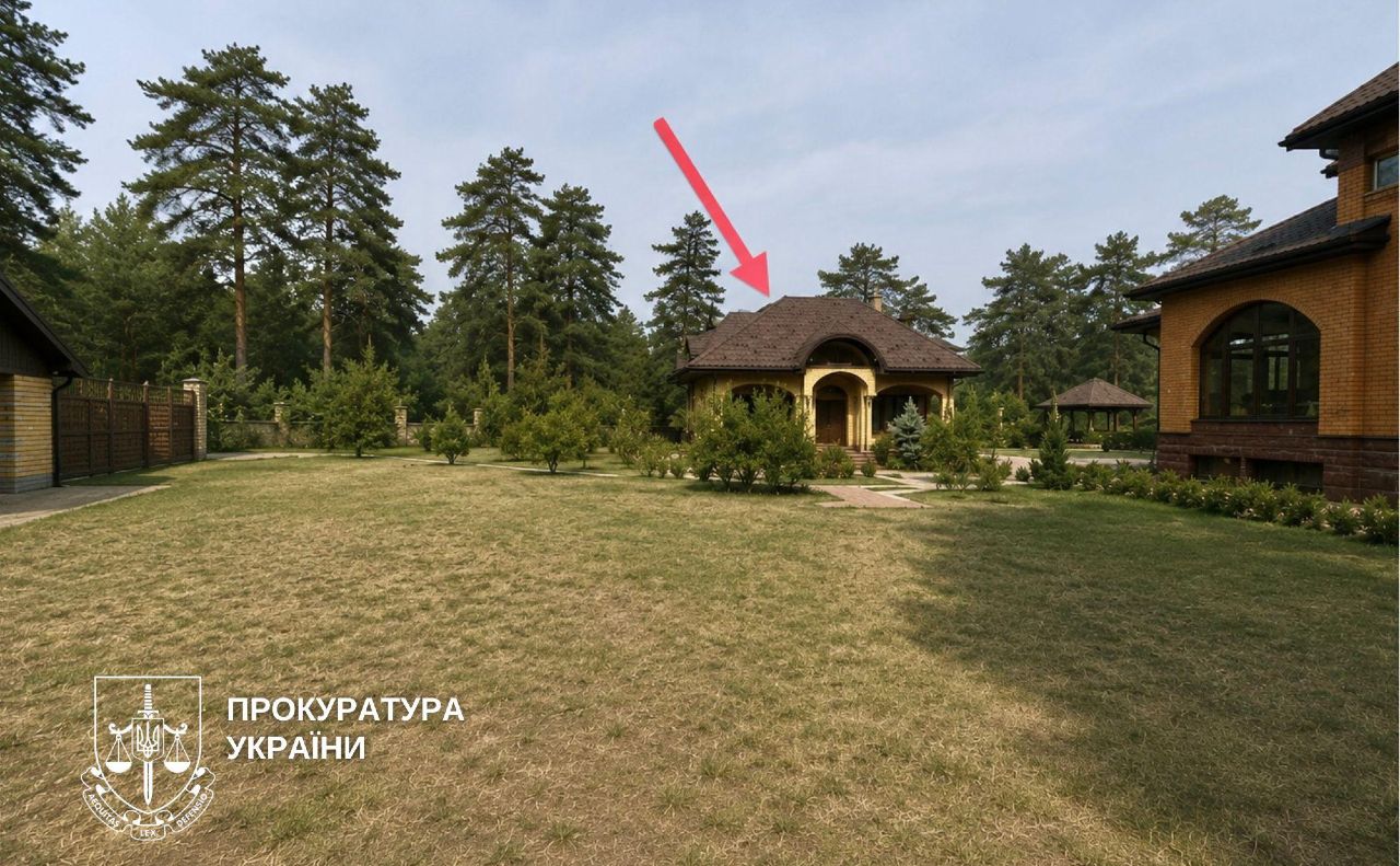 Незаконно збудовані споруди. Фото: прокуратура Києва