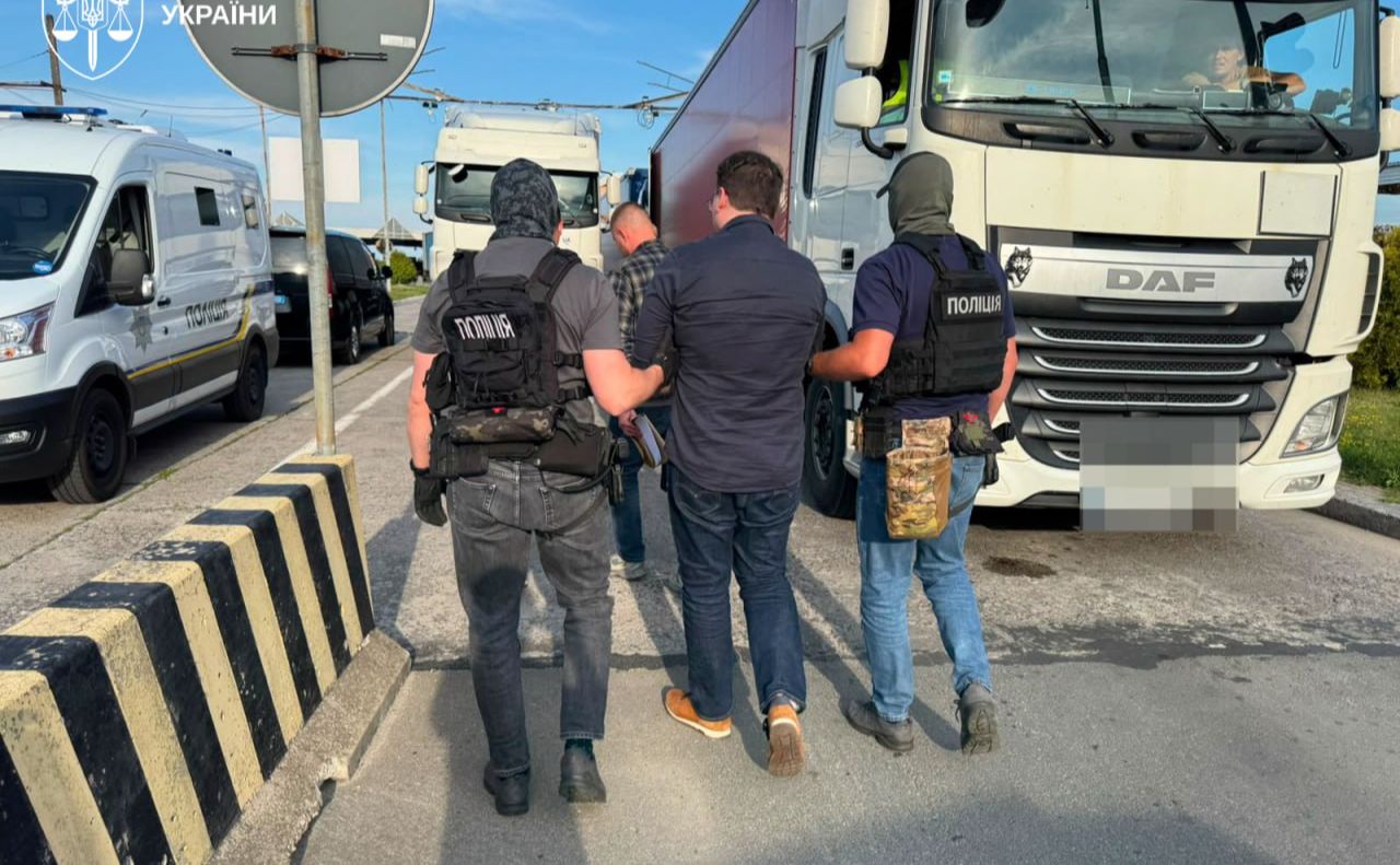 Обидва фігуранта кримінальних проваджень вже в Україні. Фото: Прокуратура України