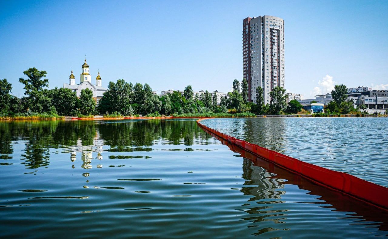 Постраждала водойма у Оболонському районі столиці. Фото: КМДА