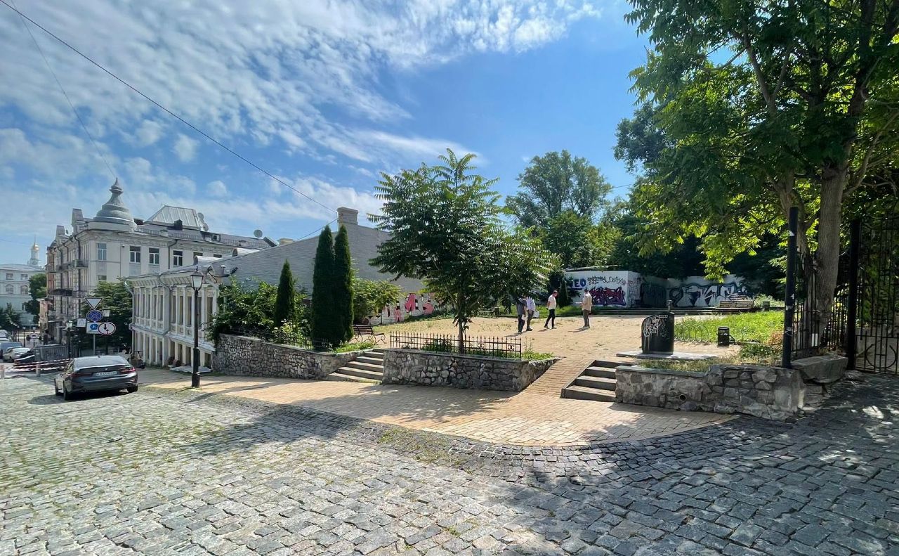 Наразі ділянка пустує. Фото: ДІАЗ Стародавній Київ