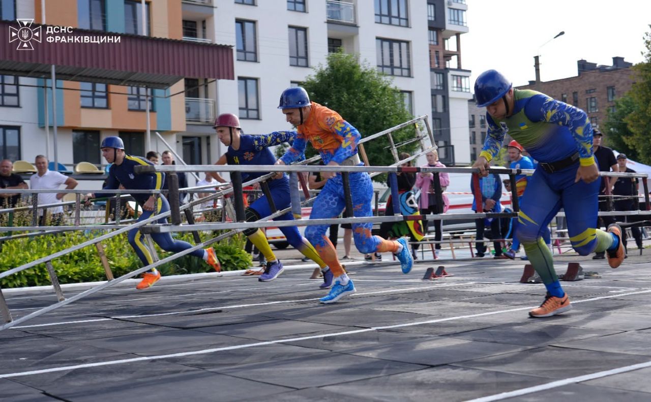 Чемпіонат України з пожежно-прикладного спорту. Фото: ДСНС Франківщини