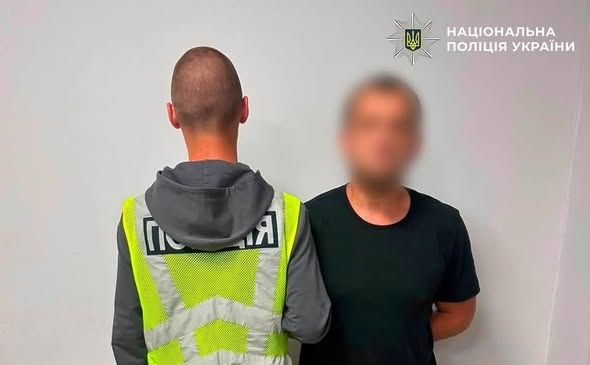 42-річний уродженець Харкова вже неодноразово притягувався до кримінальної відповідальності за майнові злочини. Фото: поліція Києваhttps://vechirniy.kyiv.ua/admin/news/130303/